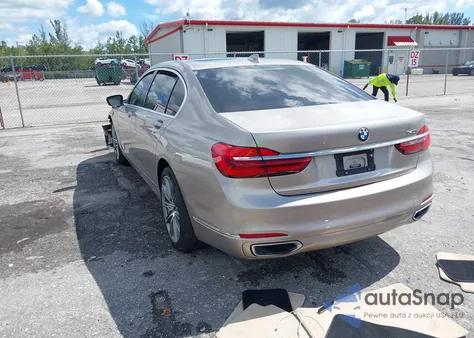 2019 BMW 740I z USA, uszkodzony, nr VIN WBA7E2C5XKB218387
